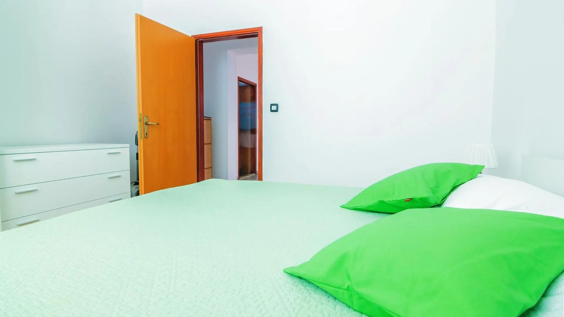 Apartments Nicole Pula
