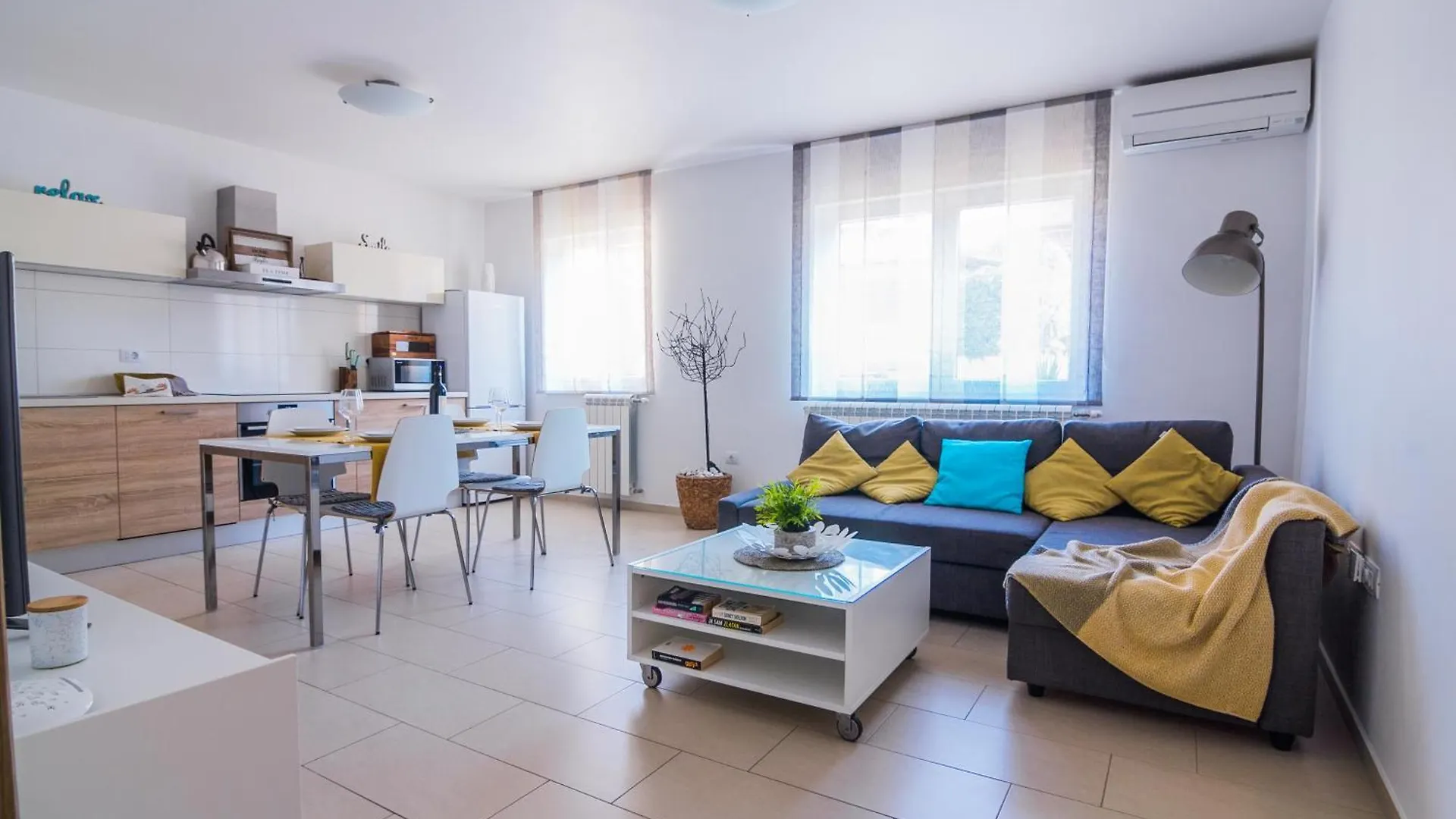 Apartments Nicole Pula