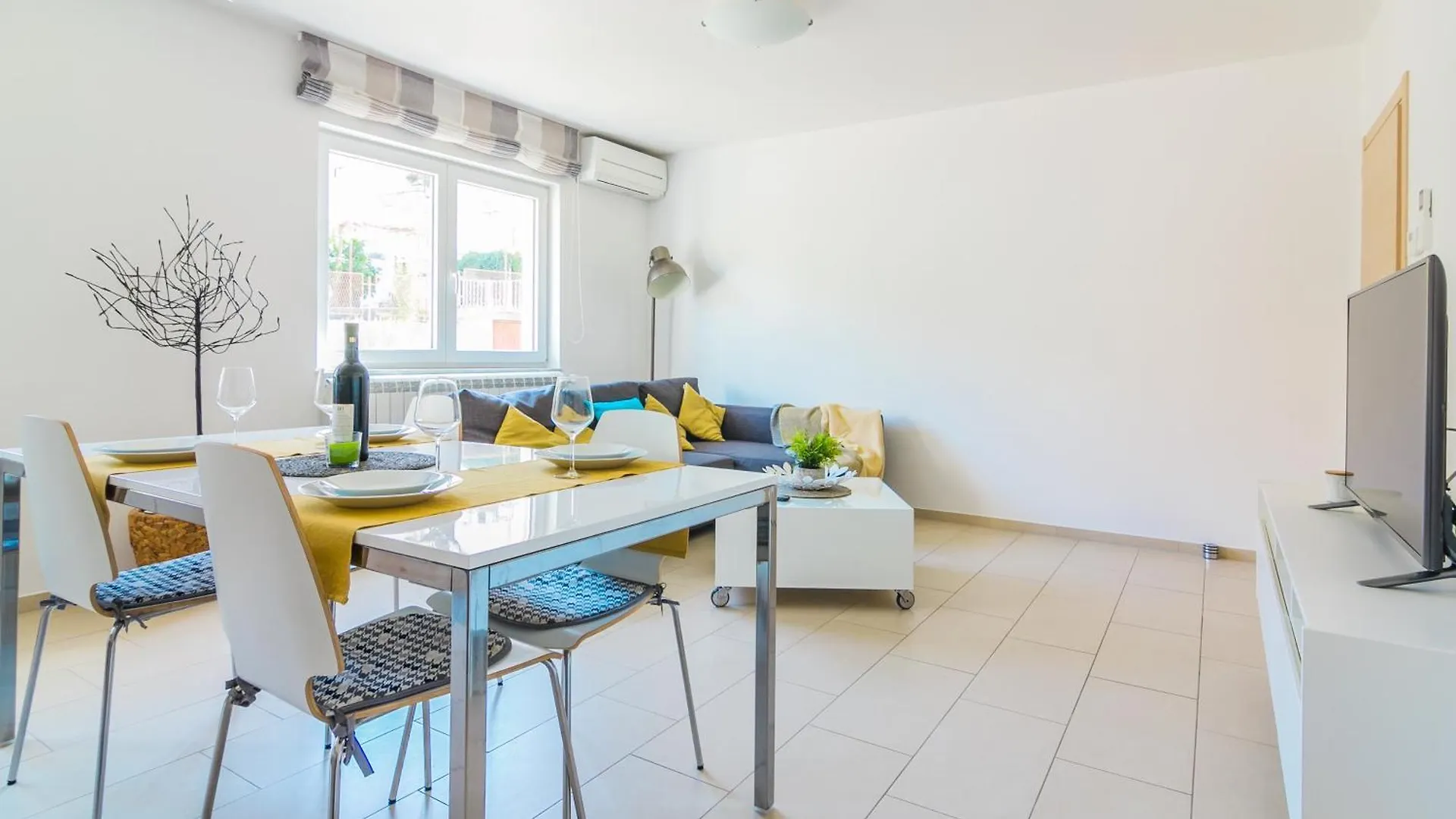 Apartments Nicole Pula Croatia