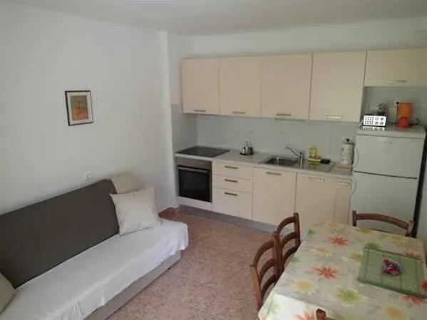 Apartments Nicole Pula