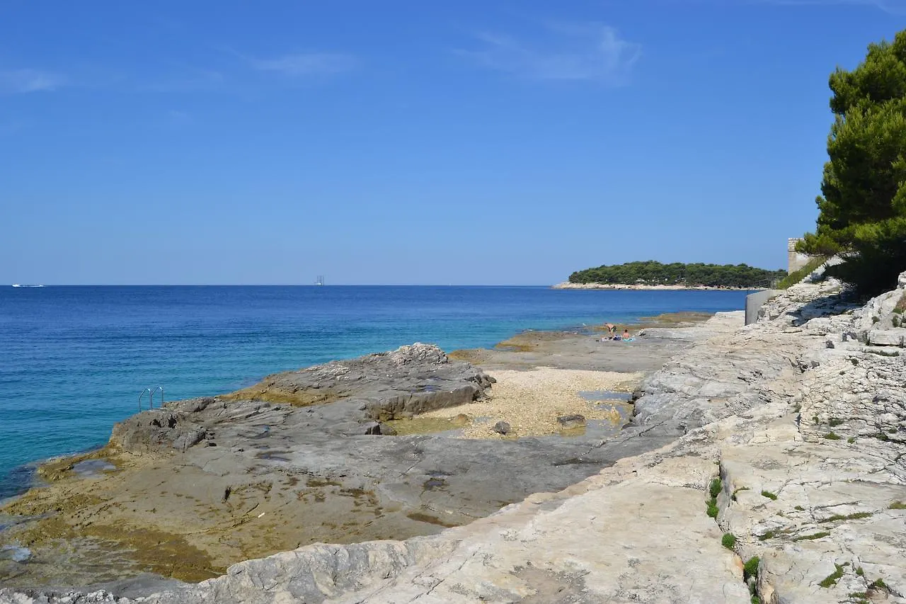 Apartments Nicole Pula Croatia
