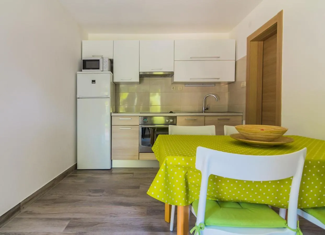 Apartments Nicole Pula